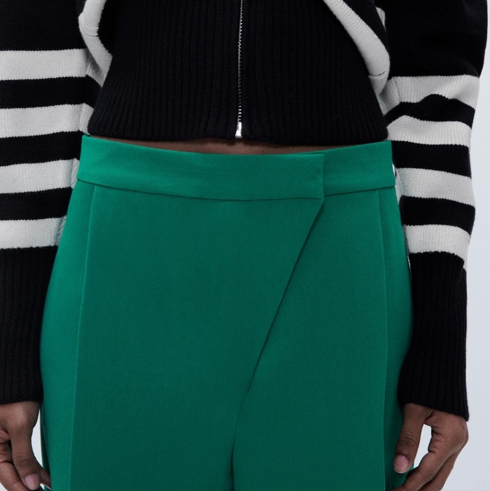 Zara crossover pleated pants - Picture 2 of 9